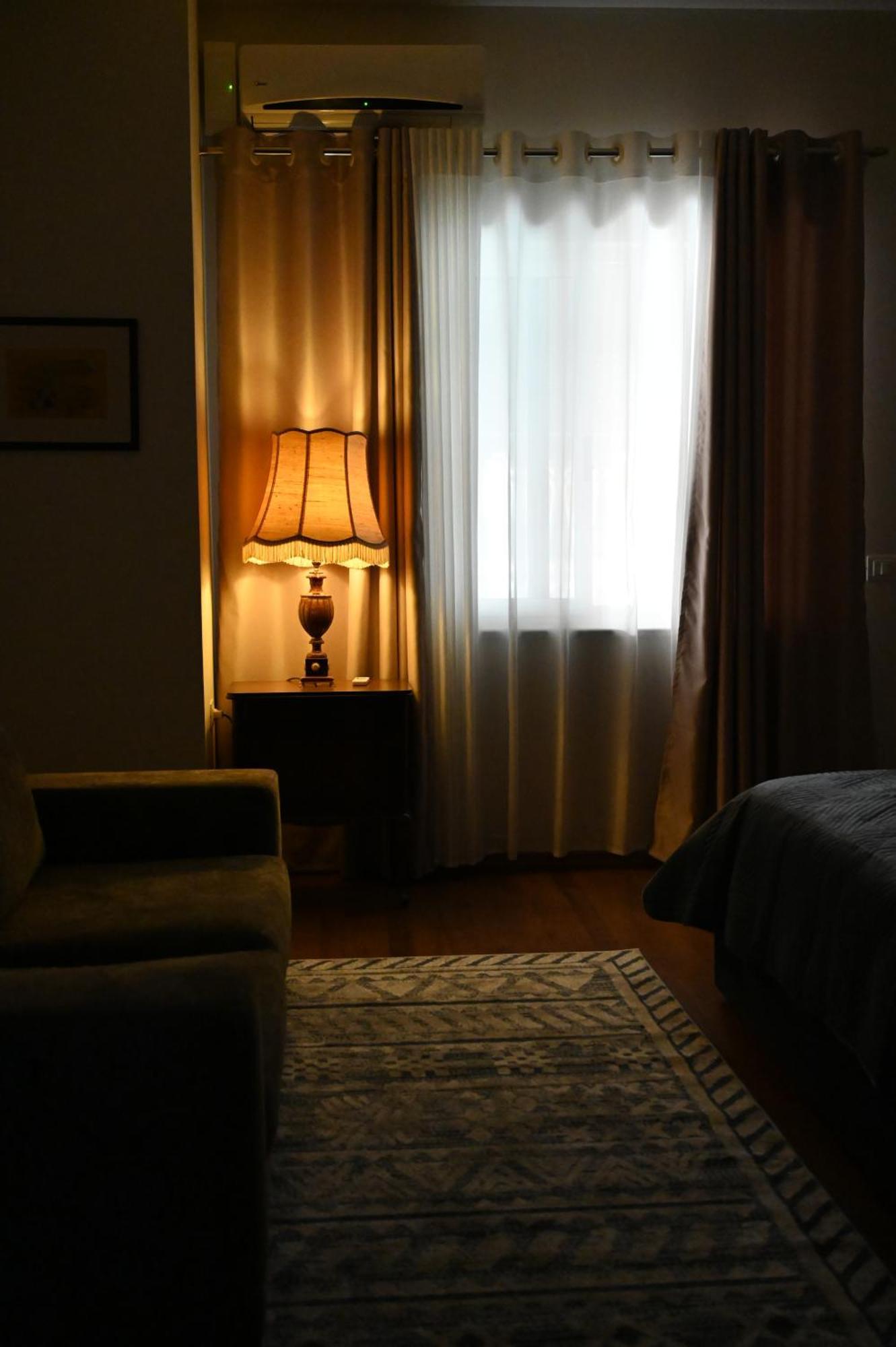 Niche Boutique Hotel Tirana Esterno foto