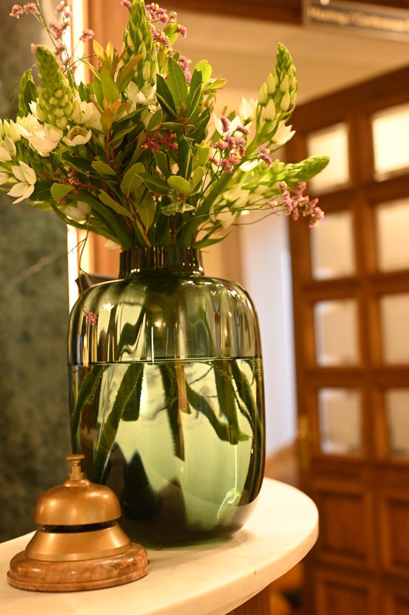 Niche Boutique Hotel Tirana Esterno foto