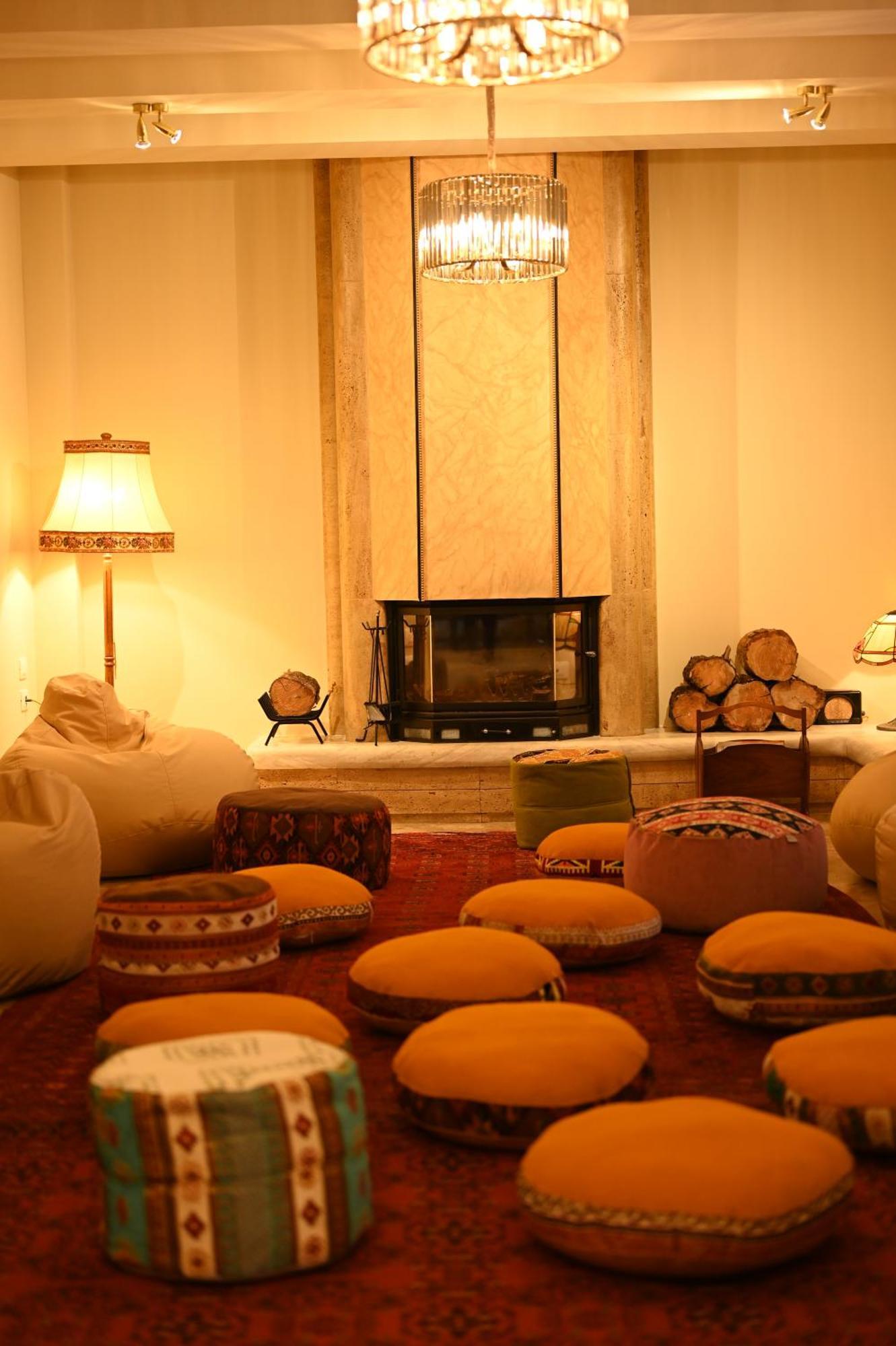 Niche Boutique Hotel Tirana Esterno foto