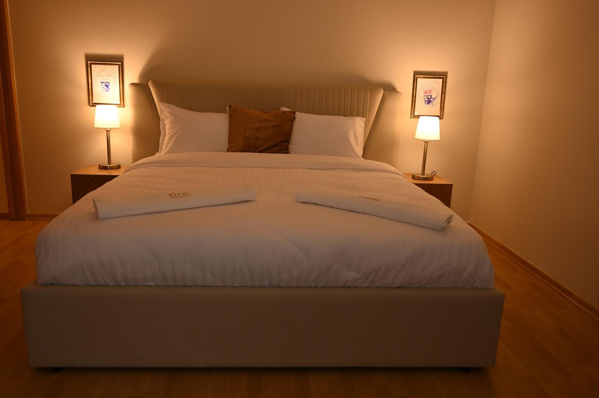 Niche Boutique Hotel Tirana Esterno foto