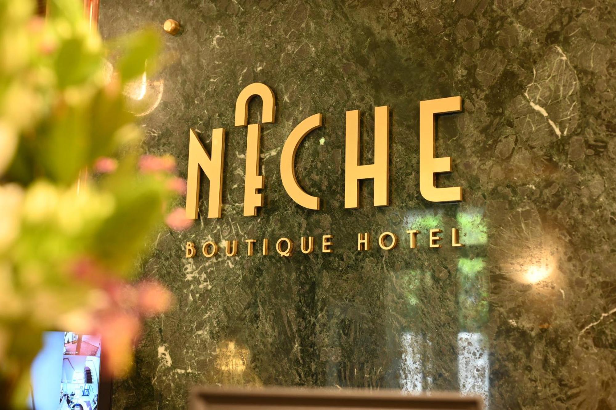 Niche Boutique Hotel Tirana Esterno foto